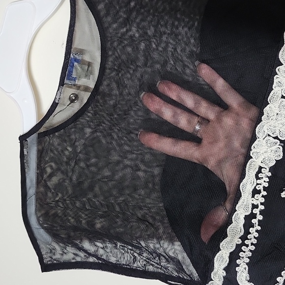 Odille Anthropologie Archival Collection  Mesh Lace Cap Sleeve Sexy Flirty Top - Picture 8 of 8